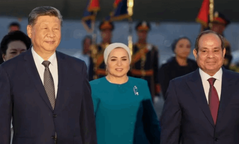 شي يدعو إلى رفض "التدخل الخارجي" في الشرق الأوسط