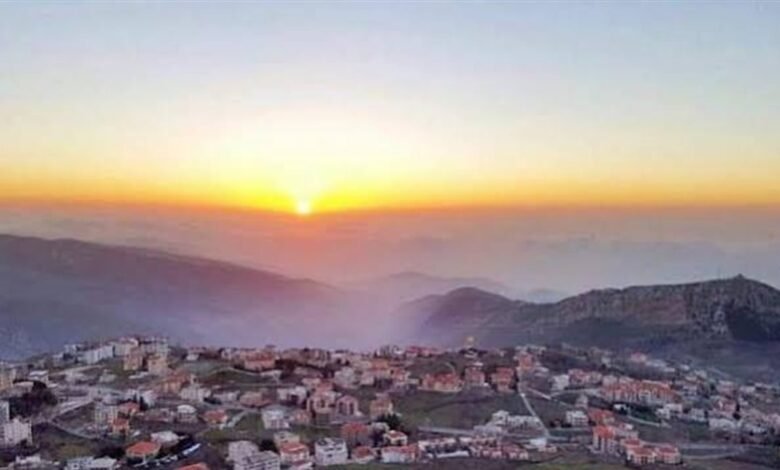 صباح اليوم... شخصٌ دخل إلى منزل سيّدة مسنة في إهدن وما قام به غير متوقّع