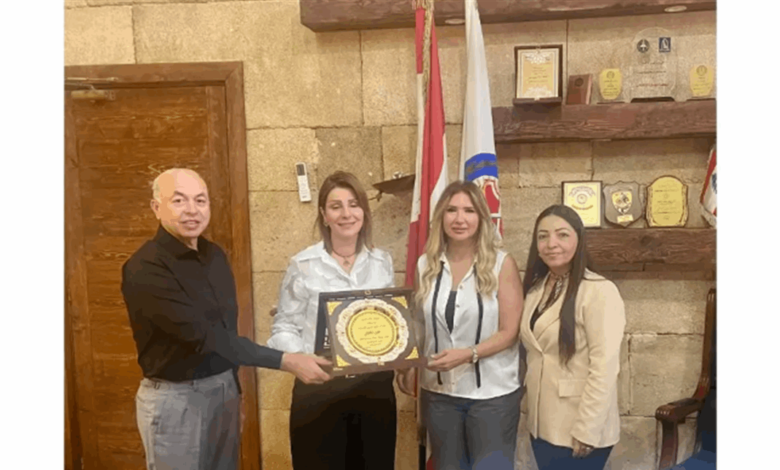 مشاريع المنية على طاولة محافظة الشمال