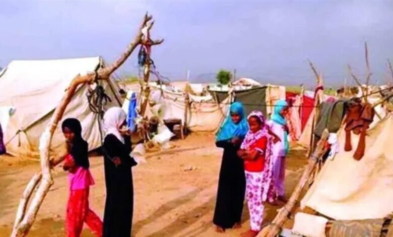 في تعز.. نزوح جماعي جراء الحرب