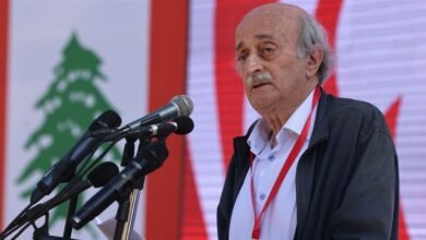 بعد توقيع قانون "العفو العام".. "سجناء لبنان" يشكرون جنبلاط