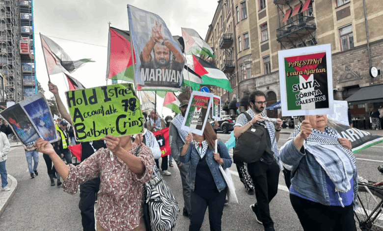 مظاهرات دعما لفلسطين في أوروبا.. وطيارات ورقية من أجل أطفال غزة