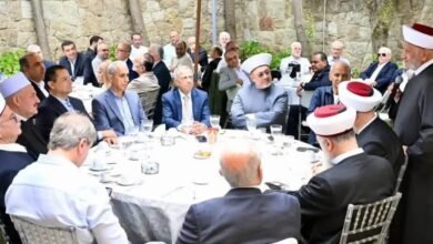 المفتي دريان مكرماً في العبادية: دار الفتوى قرارها حر وستبقى حصناً وقلعة للمسلمين واللبنانيين