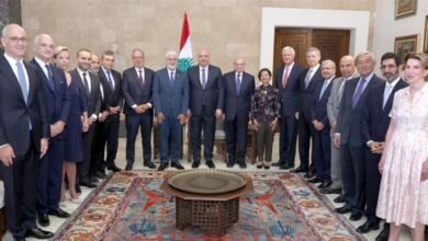 الرئيس عون لرئيس الجامعة الاميركية: الاستثمار في الإنسان والعلم يميّز لبنان