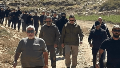 لكشف هويتهم.. القضاء يتحرك بعد فيديو النائب نديم الجميل والعناصر المسلحة