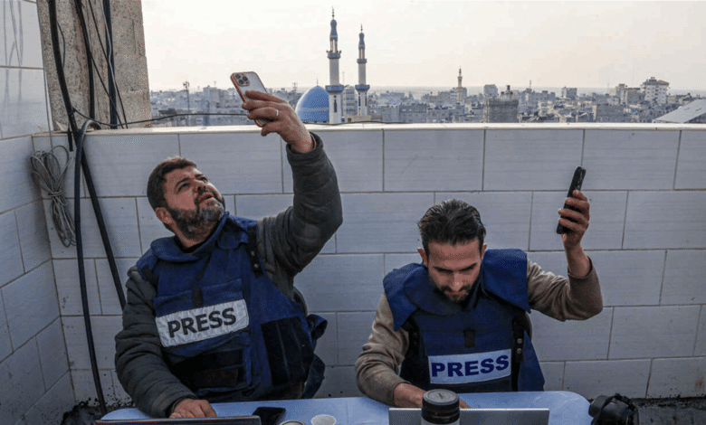 الحرب تخنق "أونلاين غزة".. آلاف المستقلين فقدوا مصدر رزقهم
