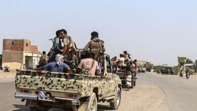 بصواريخ بالستية.. الحوثيون يتبنون الهجمات على منشآت اقتصادية وعسكرية في السعودية