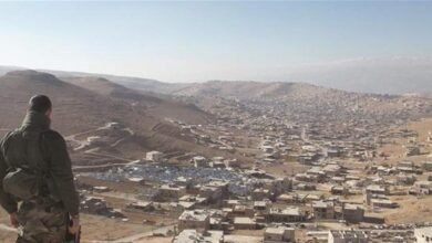 "حزب الله" يستخدم "طريق عرسال".. هذه قصة "السلاح من سوريا"