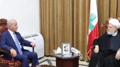 واشنطن تطرق باب المجلس الشيعي.. هل تبحث عن طريق إلى "حزب الله"؟