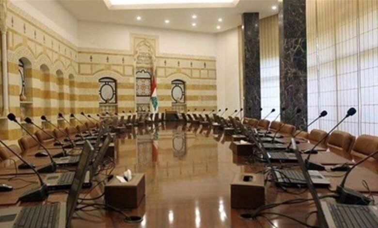 وزراء منزعجون من "التنفيعات"