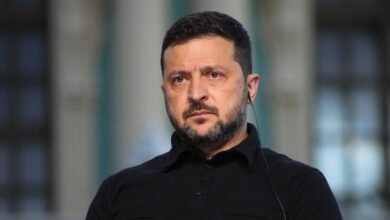 زيلينسكي يكشف عن فصل جديد من الإقالات