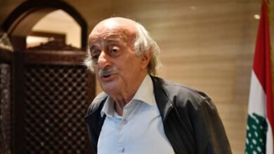 كيف علّق جنبلاط على سجالات مجلس النواب؟