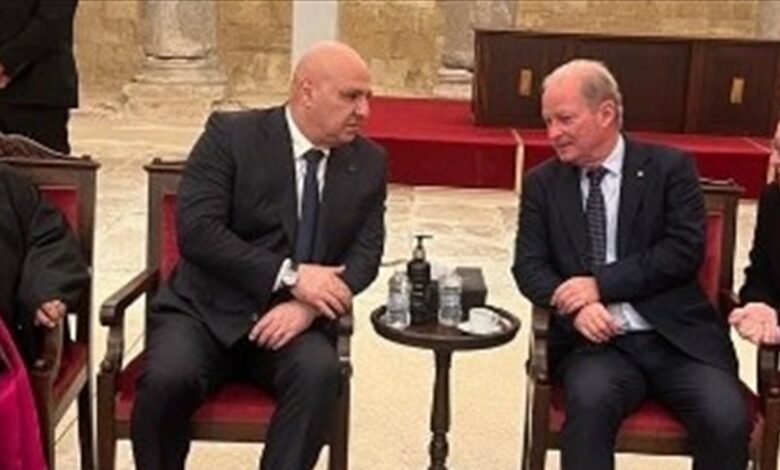 الرئيس عون في كاتدرائية مار جرجس معزّياً بدوري شمعون