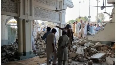مجزرة خلال صلاة الجمعة... عشرات القتلى والجرحى في باكستان