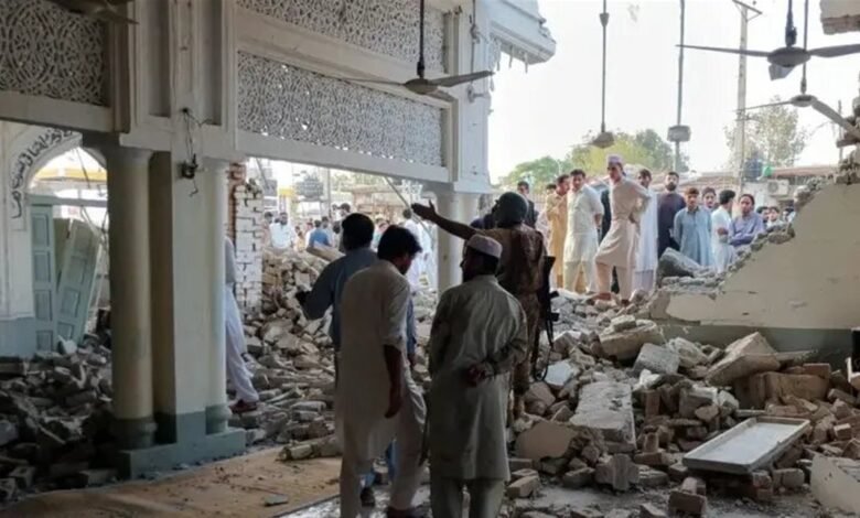 مجزرة خلال صلاة الجمعة... عشرات القتلى والجرحى في باكستان