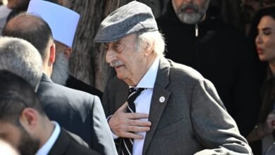 جنبلاط يتحدث عن "مخرج" للحرب.. ماذا قال؟
