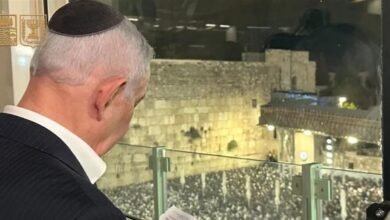 نتنياهو عند حائط البراق... و"حماس" تحذّر