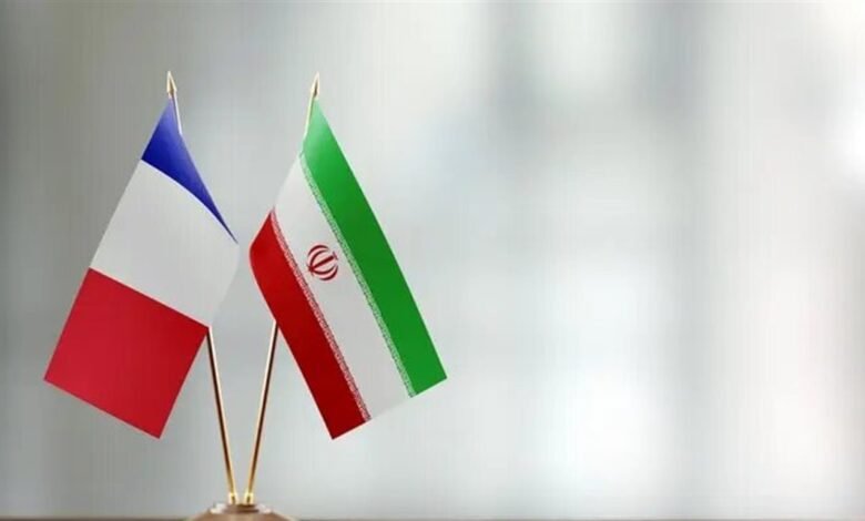 على خلفية إغلاق مركزها اللغوي في طهران...فرنسا تستدعي السفير الإيراني