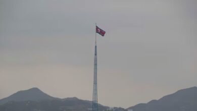 كوريا الجنوبية تطالب جارتها الشمالية بوقف أعمال التحصين على الحدود