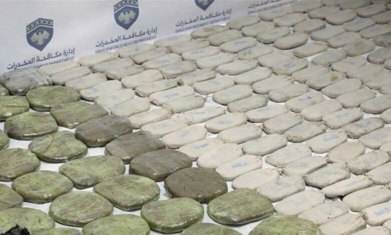 في سوريا.. اعتقال تاجري مخدرات وضبط 15 ألف حبة كبتاغون