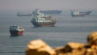 حركة الشحن دون متوسطها.. كم شفينة عبرت أمس مضيق هرمز؟