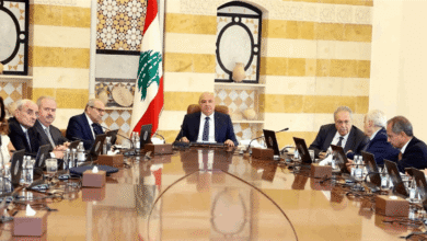 "القوات" والحكومة أمام اختبار الثقة المتبادلة