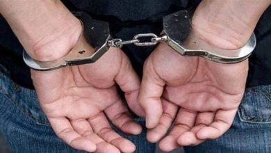 شعبة المعلومات توقف نقيب صيادي الأسماك في الميناء.. وهذه التفاصيل