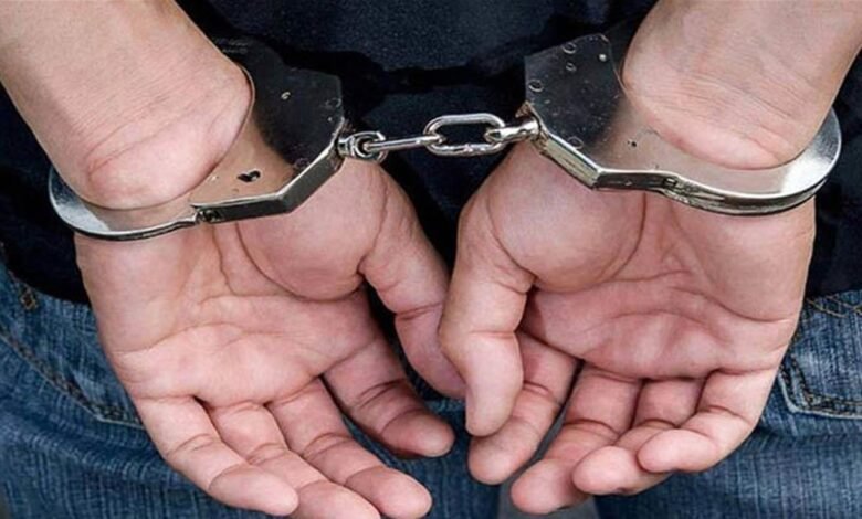 شعبة المعلومات توقف نقيب صيادي الأسماك في الميناء.. وهذه التفاصيل