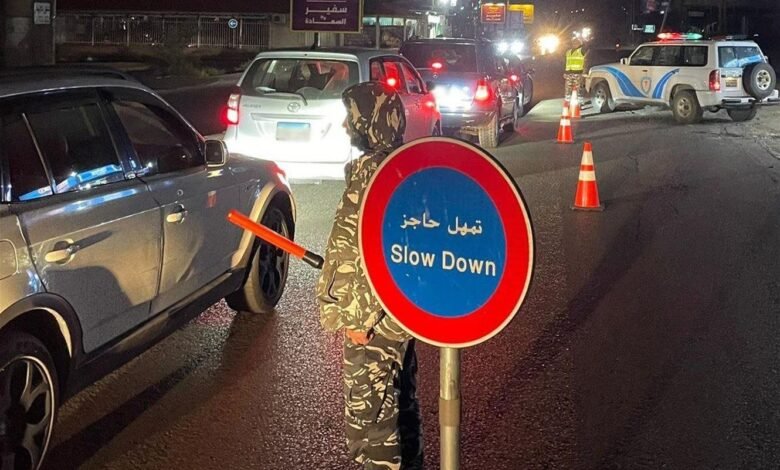 حواجز أمنية.. التشديد يطالُ "نازحين"