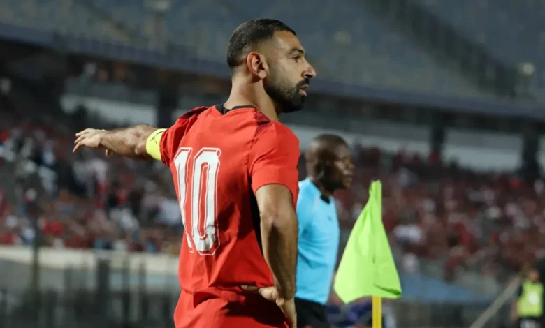 من صلاح إلى عبد المنعم... أزمات تُربك منظومة منتخب مصر