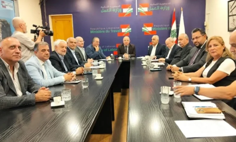 لجنة المؤشر بلا زيادة أجور... وبدل النقل ينتظر "عدّاد" البنزين