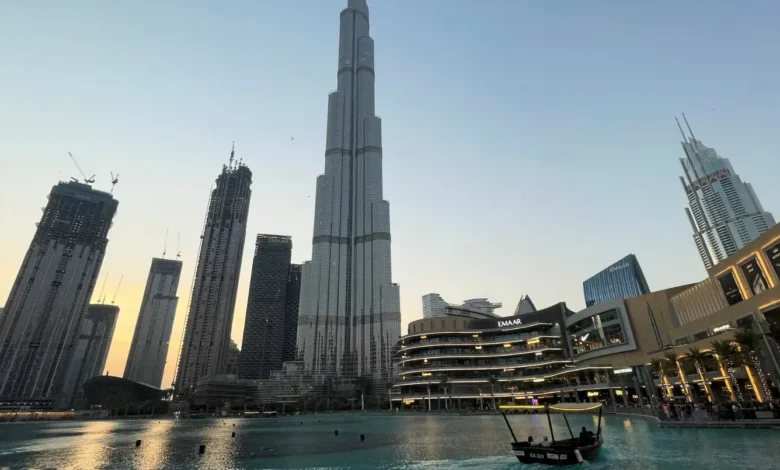 جاهزية البنية التحتية تضع الإمارات بصدارة الخليج في سوق السيارات الكهربائية