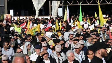 بين الحق الشخصي وواجب الانضباط: أيّ قانون يرعى حضور الأمنيين مناسبة سياسية؟