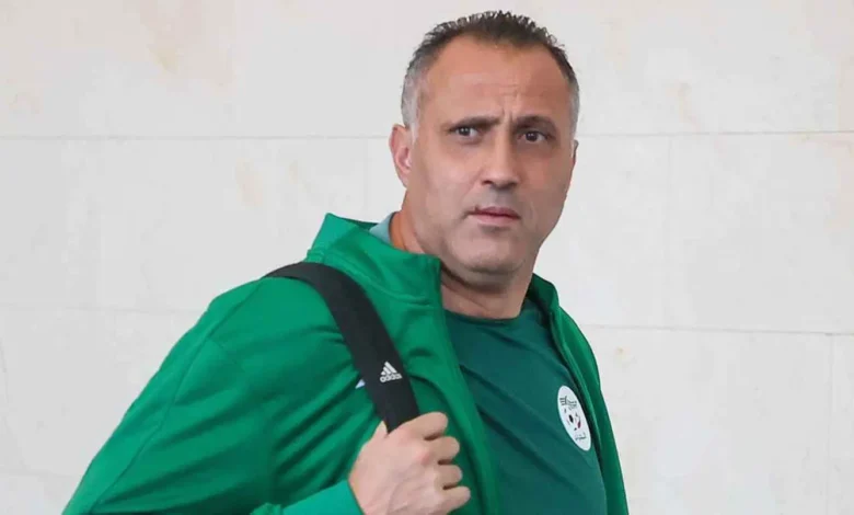 من هو مدرب منتخب الجزائر الجديد إبراهيم حمداني؟