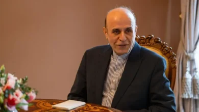 السويد تستدعي السفير الإيراني وتطرد موظفا في السفارة