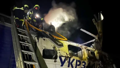 روسيا تكثف هجماتها على أوكرانيا وتعلن استعدادها لمفاوضات جادة