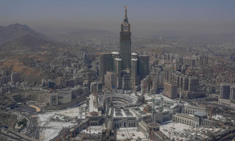 إسقاط مسيّرة قبل دخولها مكة.. والتحالف: أمن الحرمين "خط أحمر"