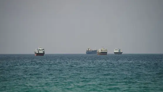 مستشار رئيس وزراء العراق: انتقلنا إلى مرحلة التعايش مع أزمة هرمز