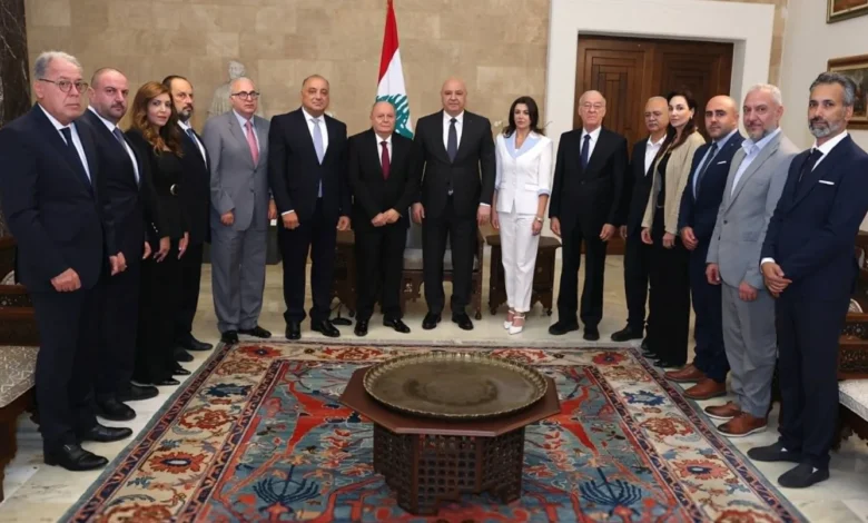 عون لوفد "الضمان الاجتماعي": مهمّتكم المحافظة على الأموال العامة