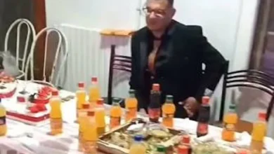 بالفيديو - صالح "اليتيم" يحظى بأكبر زفاف في الجزائر... ما قصّته؟