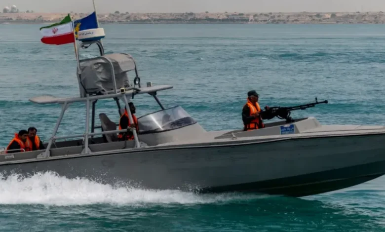 إيران: السيطرة على غواصة أمريكية ذاتية القيادة في مضيق هرمز