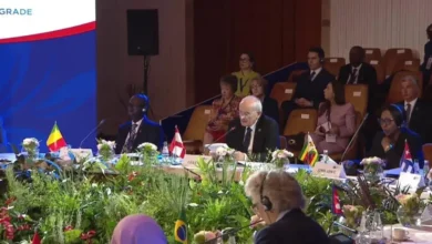 وزير الدفاع اللبناني: يجب الضغط على إسرائيل للوفاء بالتزاماتها