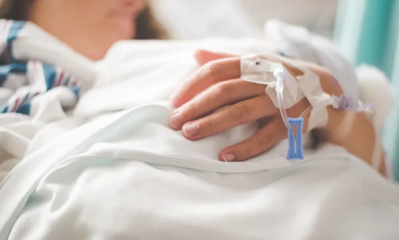 قصّة تحدٍّ أذهلت الأطباء: كيف هزمت فتاة مرضاً نادراً؟