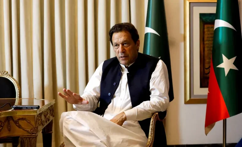 باكستان.. اعتقال شقيقة عمران خان قبل احتجاجات مرتقبة