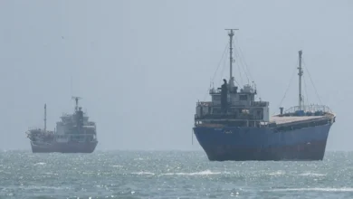 إيران مباشر.. ترمب يحدد موعد نهاية الحرب وانفجاران في جزيرة قشم