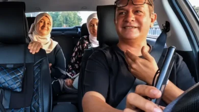 "أنتن أخواتي".. سائق تاكسي تركي يرفض أجرة فلسطينيتين في إسطنبول