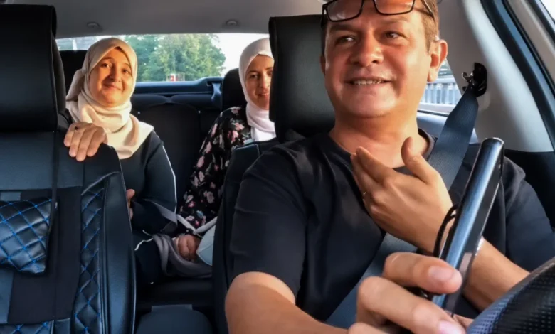 "أنتن أخواتي".. سائق تاكسي تركي يرفض أجرة فلسطينيتين في إسطنبول