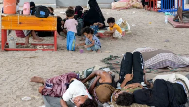 هربوا برا وبحرا.. قصة الفرار الجماعي من اليمن