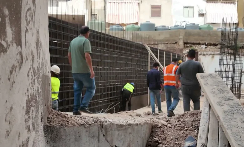 بيوت مدمرة وأخرى هجرها سكانها.. نقص التمويل يعرقل إعادة ترميم ضاحية بيروت