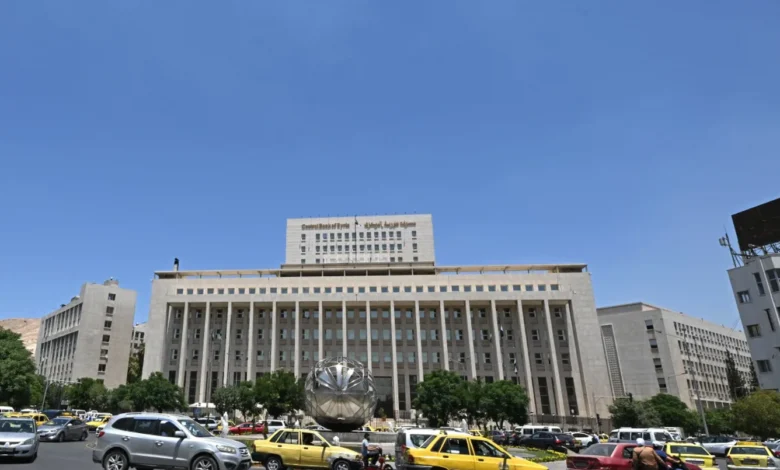 مليار دولار إلى المصارف السورية... من يدخل السوق وأين تذهب السيولة؟